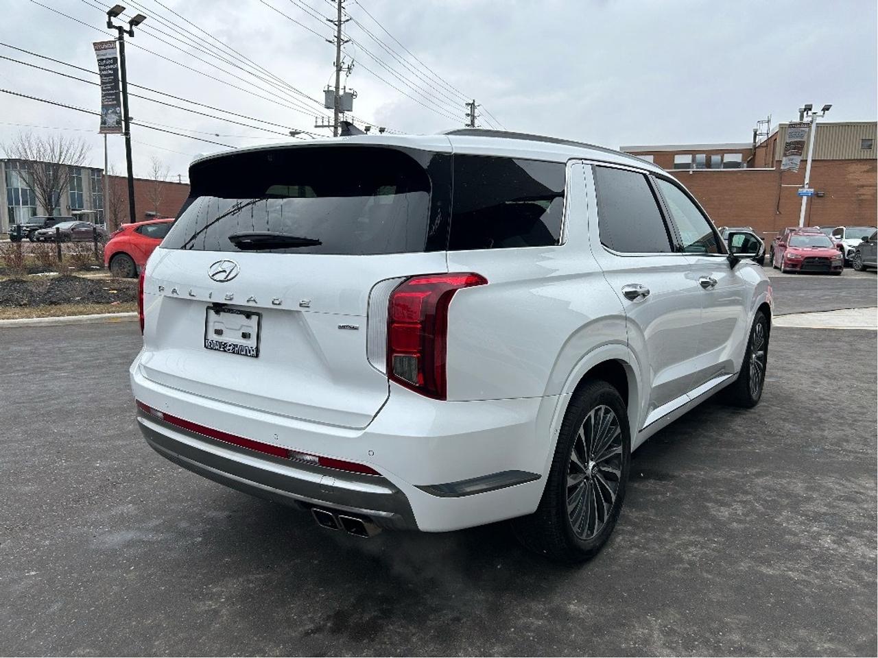 2025 Hyundai PALISADE Ultimate 7-Pass AWD   Starting from 5.29% OAC Photo