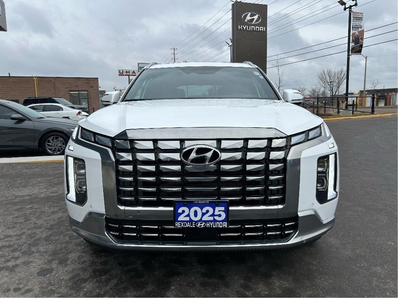 2025 Hyundai PALISADE Ultimate 7-Pass AWD   Starting from 5.29% OAC Photo