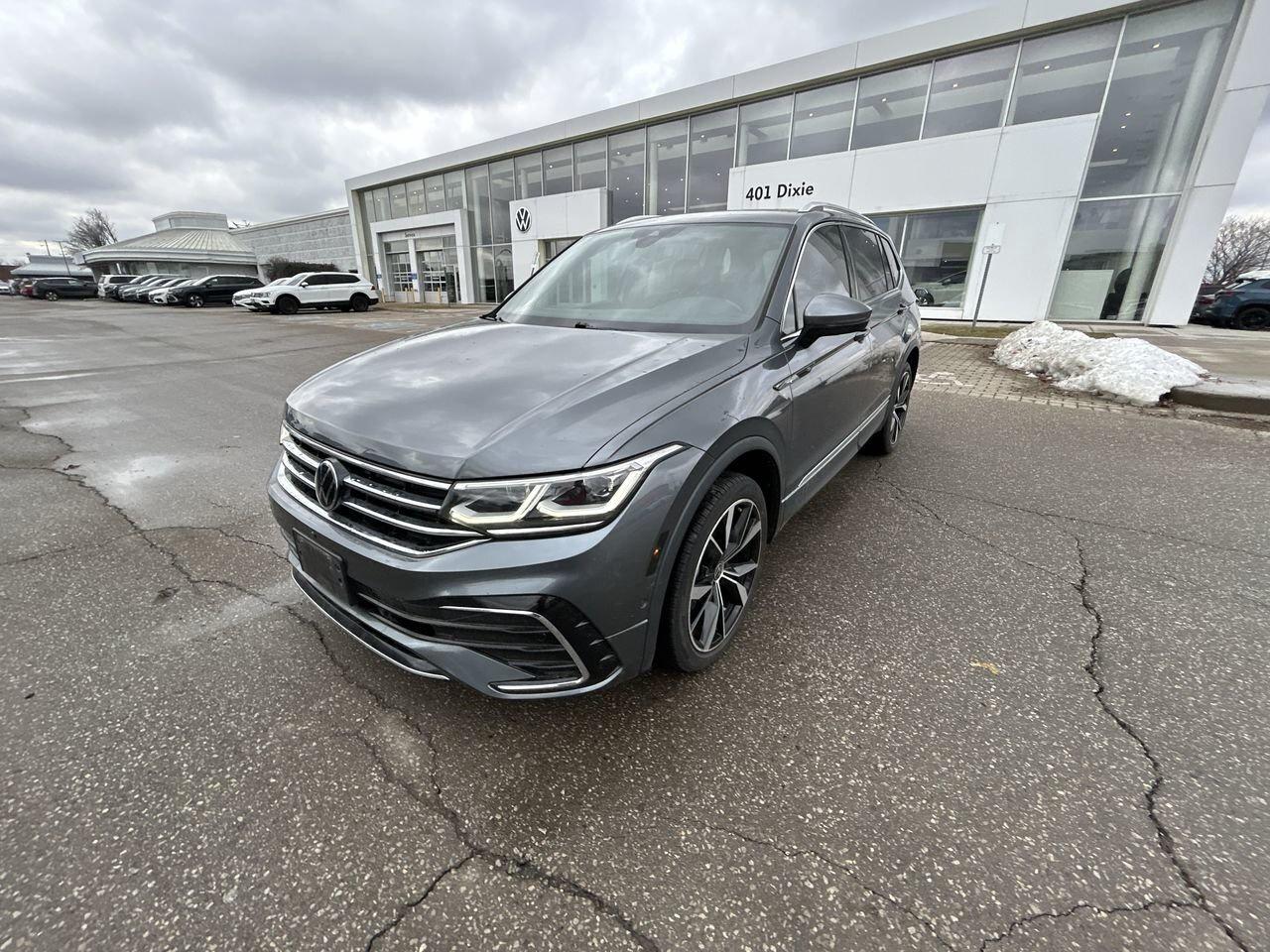 2022 Volkswagen Tiguan Highline 2.0T 8sp at w/Tip 4M NEW BRAKES  Alloy Wh Photo