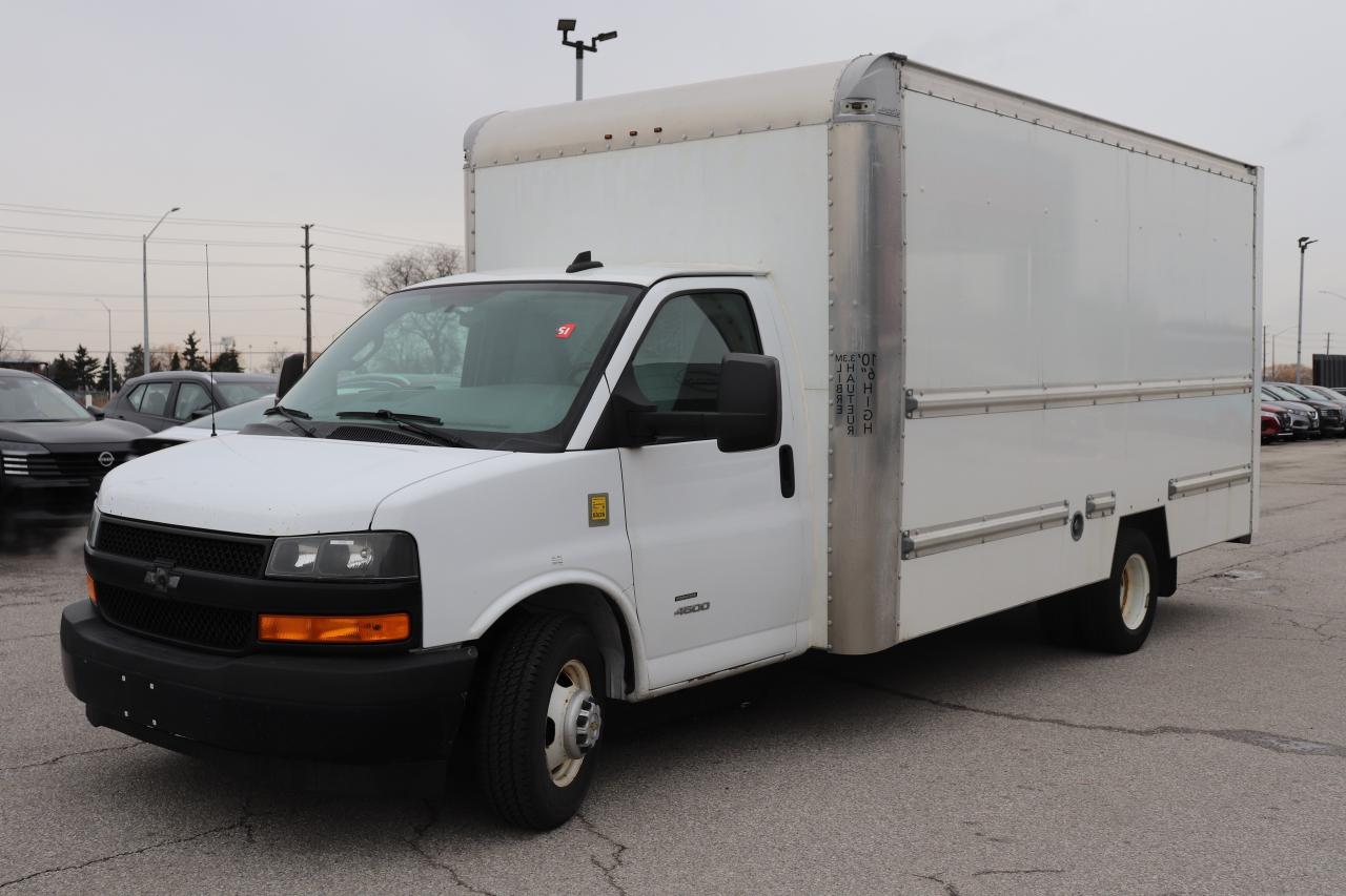 2019 Chevrolet Express Commercial Cutaway 4500 Van 177 Photo