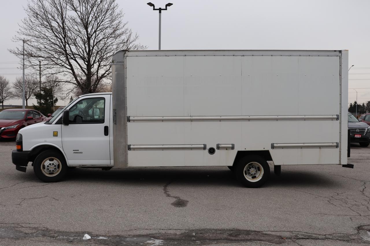 2019 Chevrolet Express Commercial Cutaway 4500 Van 177 Photo
