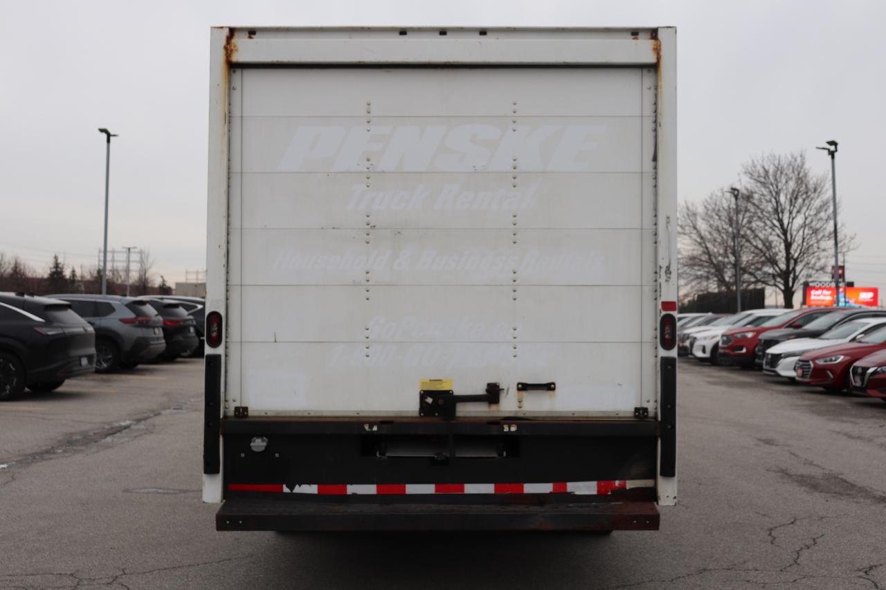 2019 Chevrolet Express Commercial Cutaway 4500 Van 177 Photo