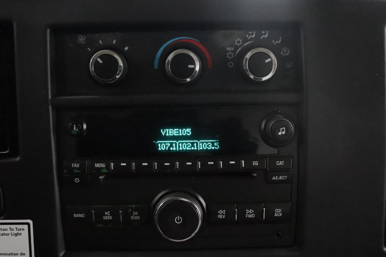 2019 Chevrolet Express Commercial Cutaway 4500 Van 177 Photo