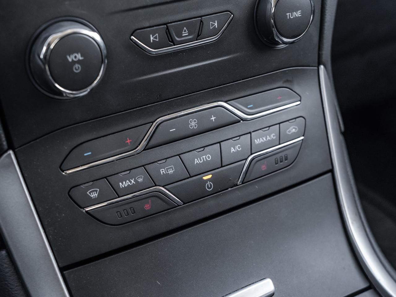 2016 Ford Edge 4DR Sel AWD Photo