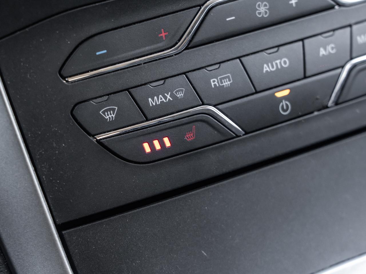 2016 Ford Edge 4DR Sel AWD Photo