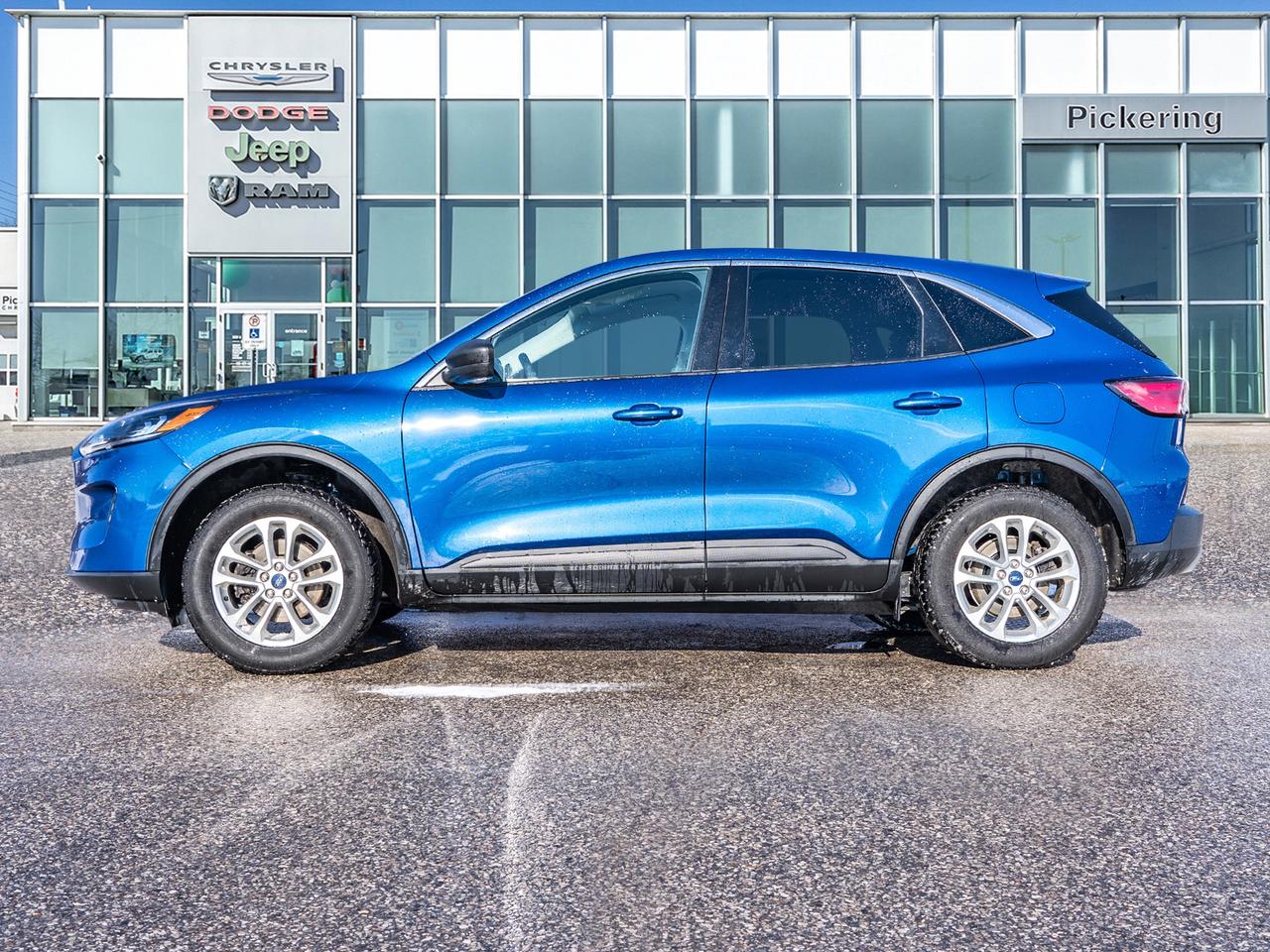 2022 Ford Escape SE AWD Photo