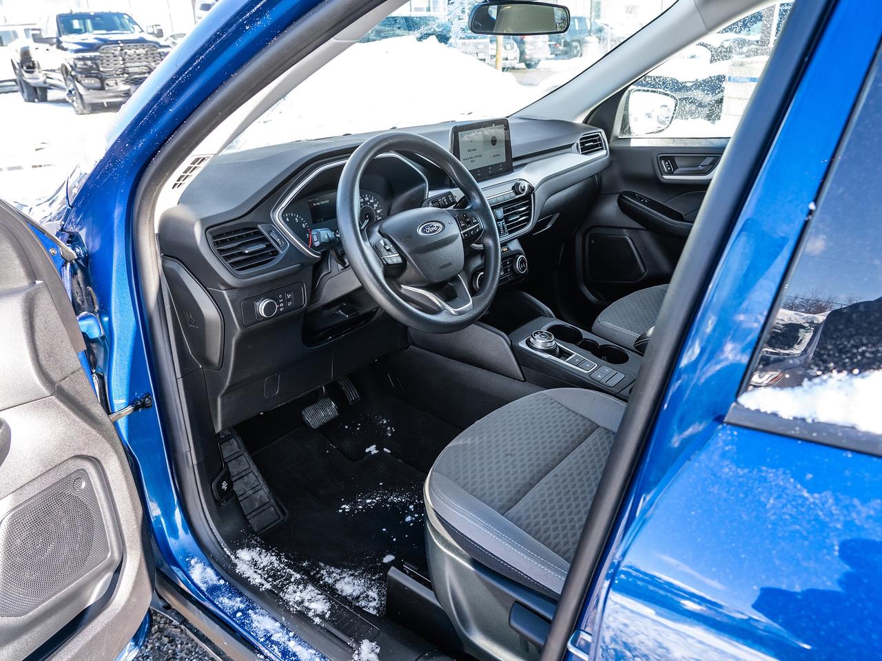 2022 Ford Escape SE AWD Photo