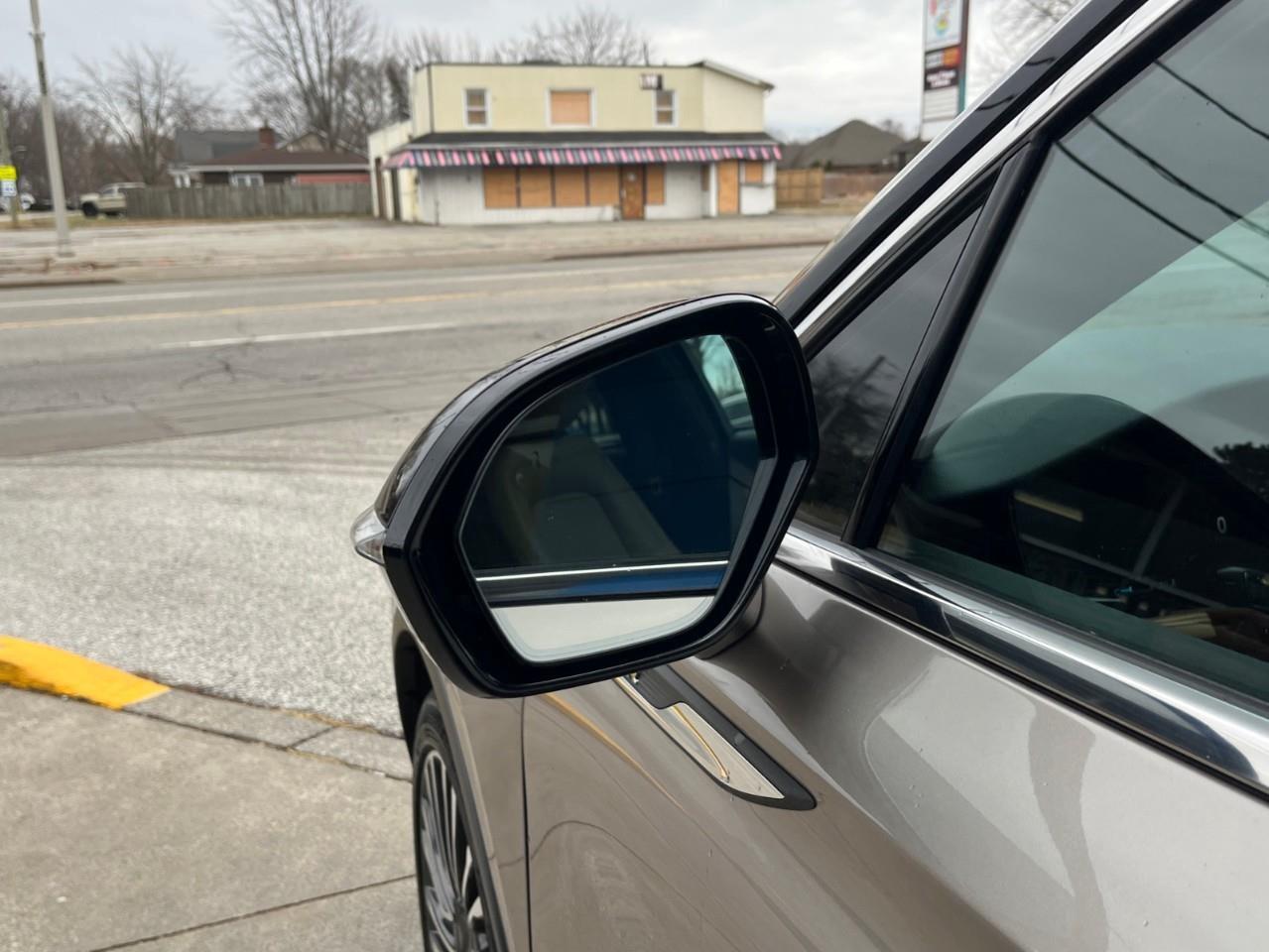 2021 Lincoln Corsair RESERVE LOCAL TRADE LOW KM Photo