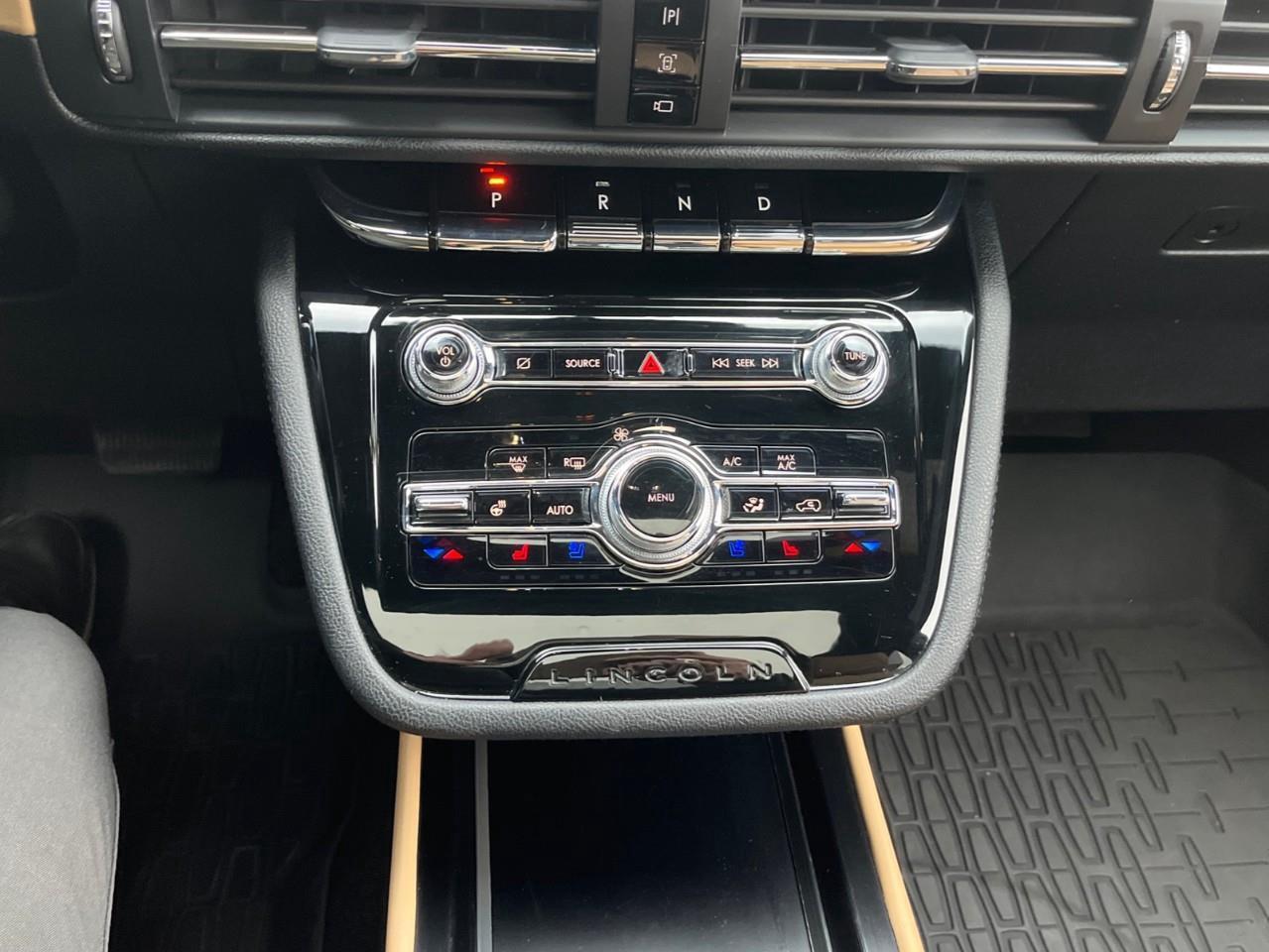 2021 Lincoln Corsair RESERVE LOCAL TRADE LOW KM Photo