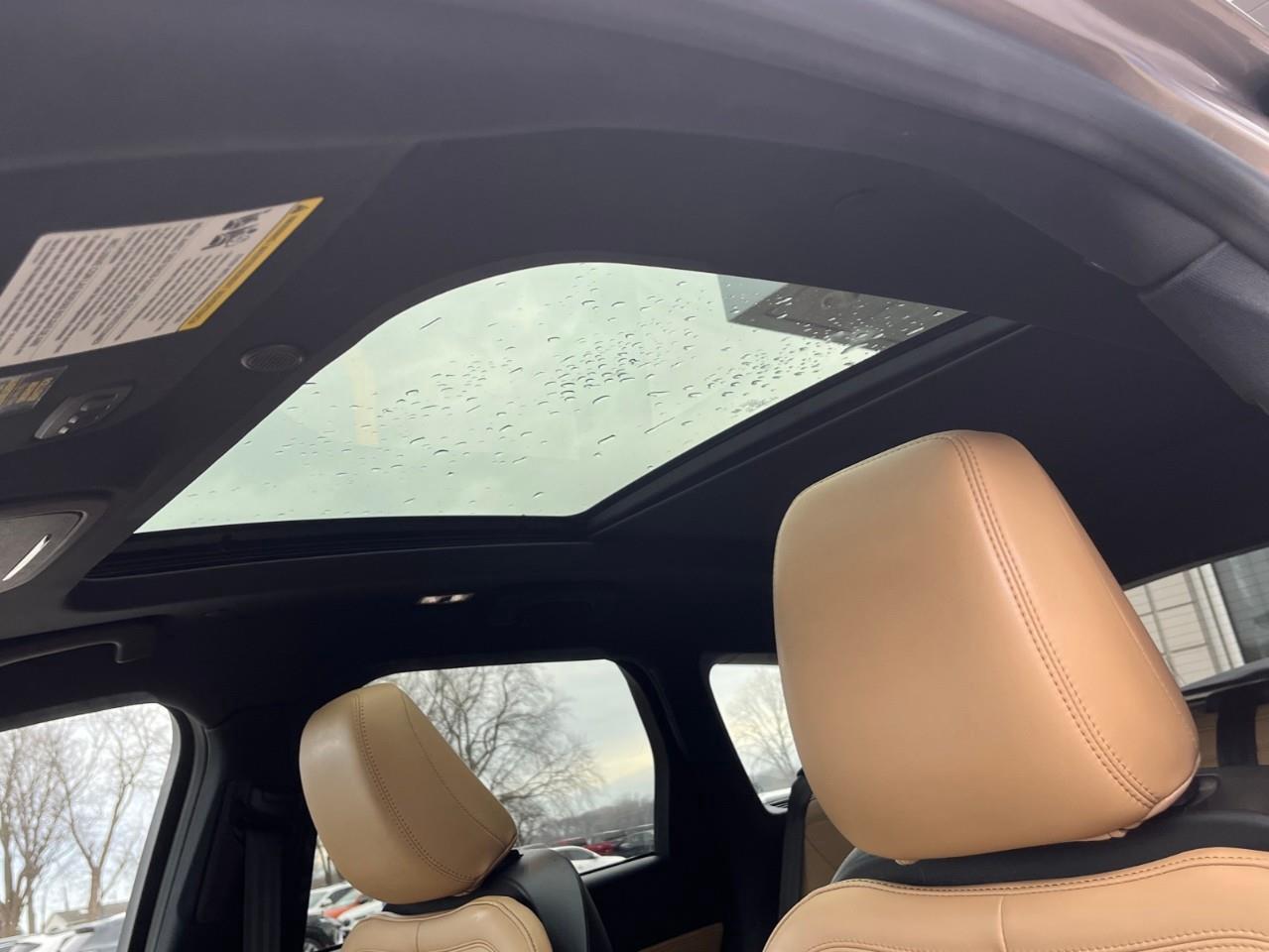 2021 Lincoln Corsair RESERVE LOCAL TRADE LOW KM Photo