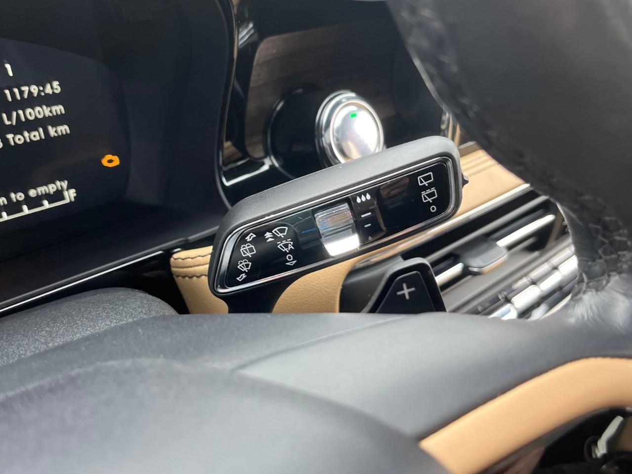 2021 Lincoln Corsair RESERVE LOCAL TRADE LOW KM Photo