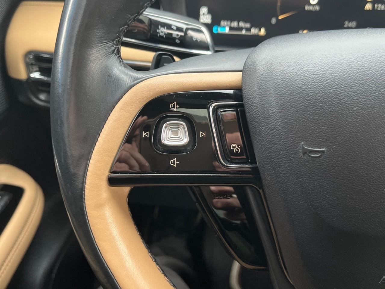 2021 Lincoln Corsair RESERVE LOCAL TRADE LOW KM Photo