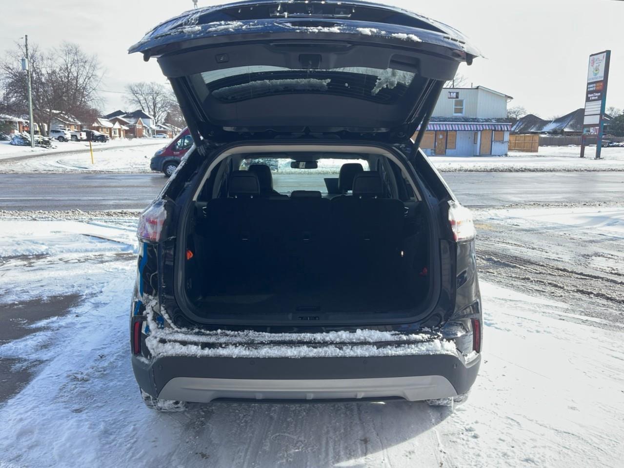 2022 Ford Edge SEL LOCAL TRADE AWD Photo