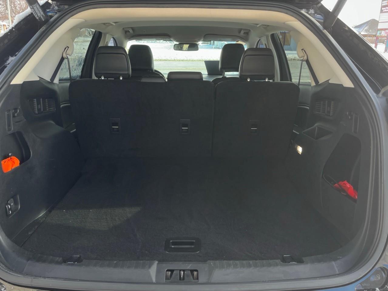 2022 Ford Edge SEL LOCAL TRADE AWD Photo