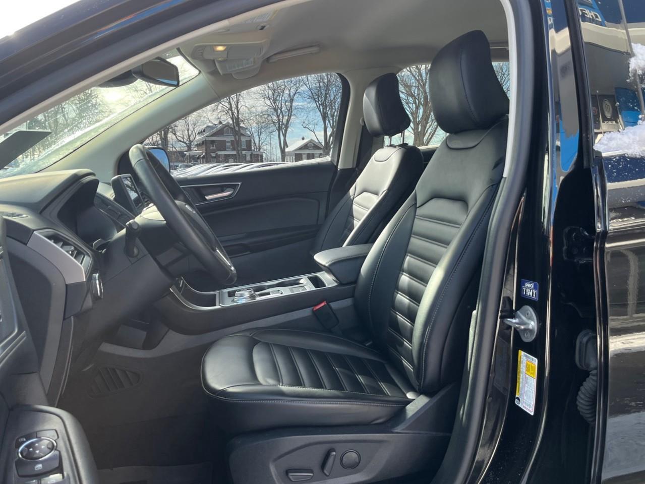 2022 Ford Edge SEL LOCAL TRADE AWD Photo