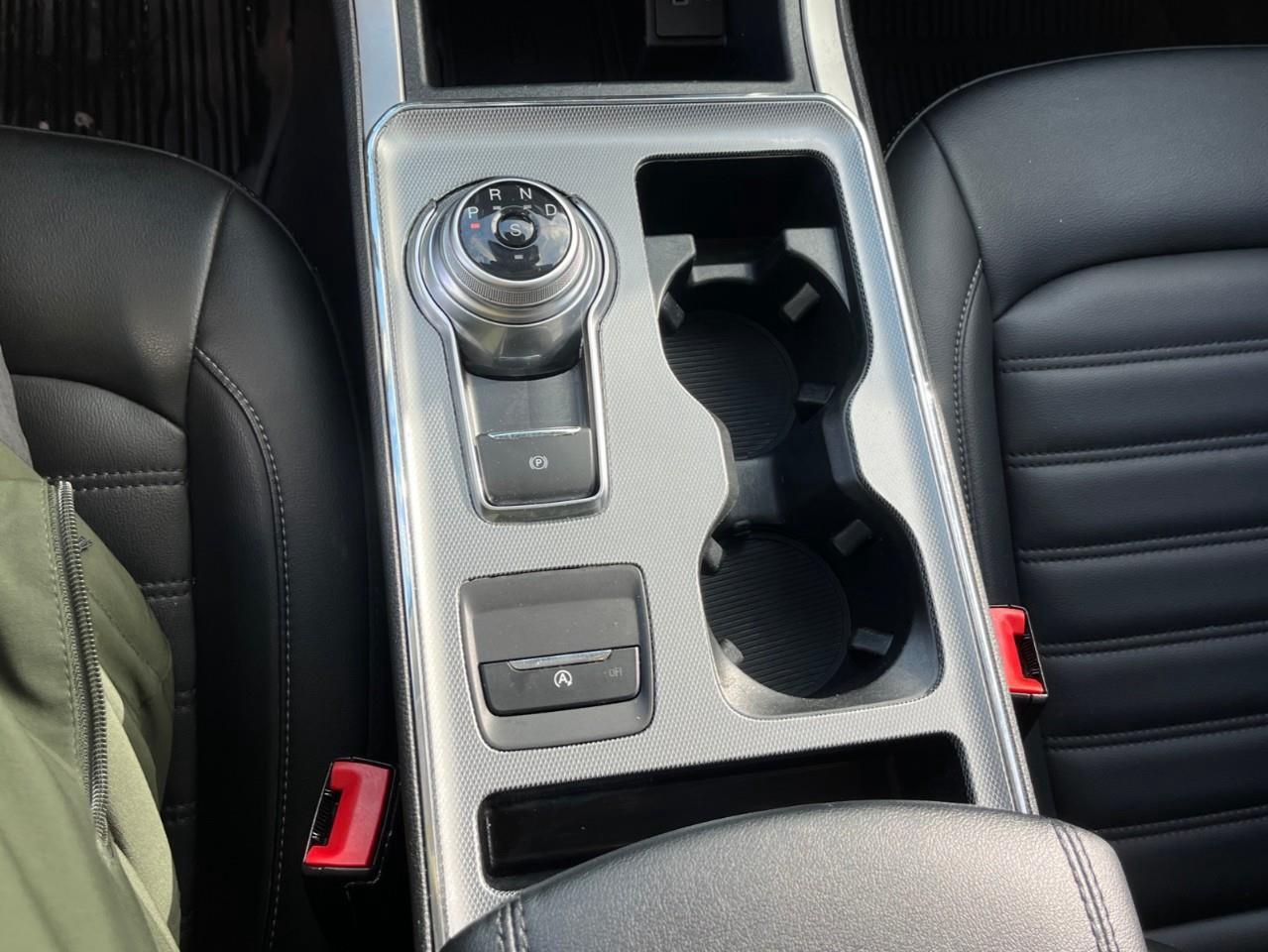 2022 Ford Edge SEL LOCAL TRADE AWD Photo