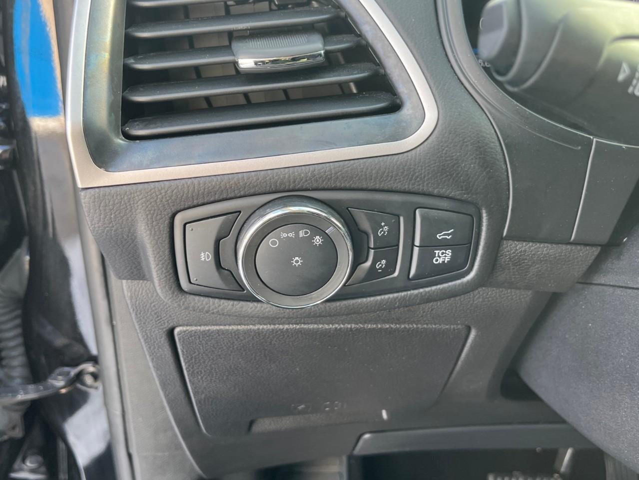 2022 Ford Edge SEL LOCAL TRADE AWD Photo