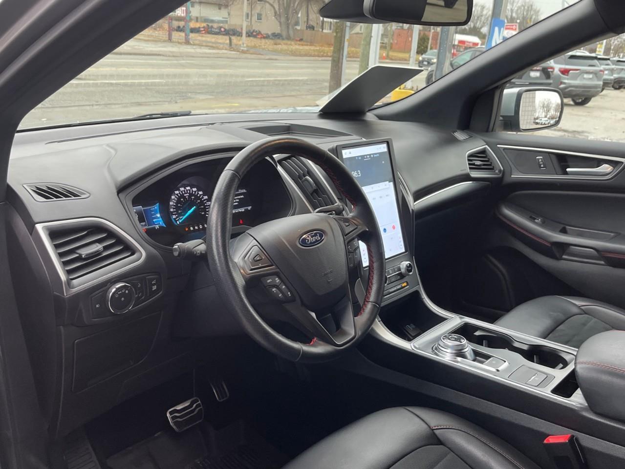 2022 Ford Edge ST Line Head Turner! Photo