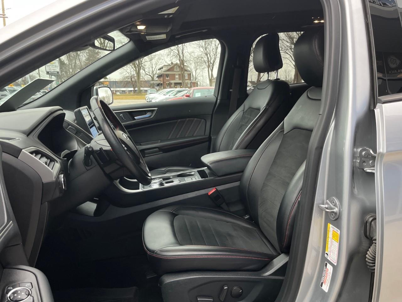 2022 Ford Edge ST Line Head Turner! Photo