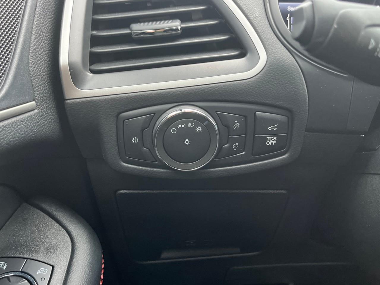 2022 Ford Edge ST Line Head Turner! Photo