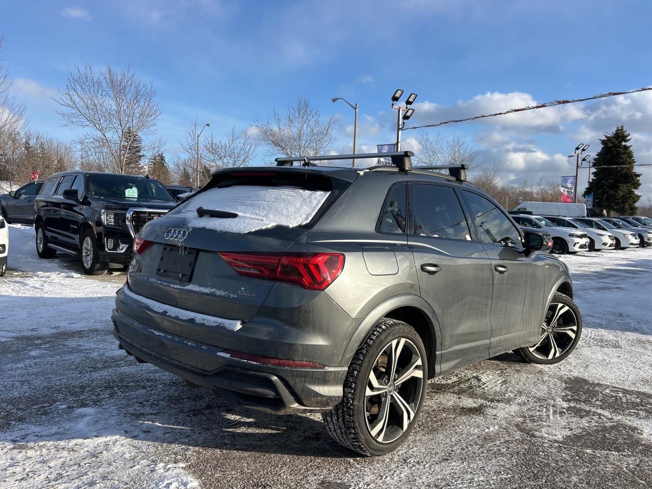2021 Audi Q3 Technik 45 TFSI quattro Photo4