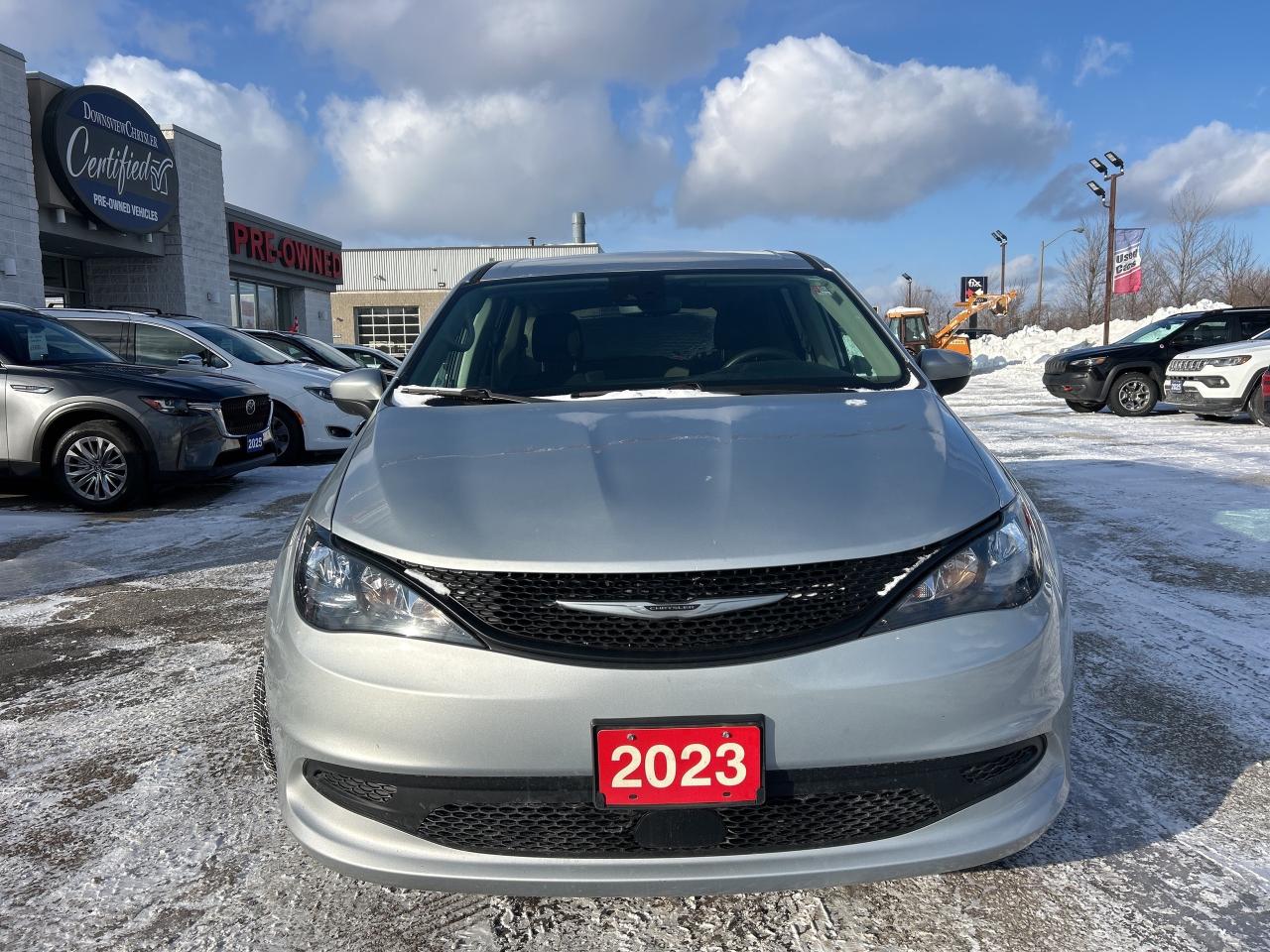 2023 Chrysler Grand Caravan SXT w/Stow n Go, Heated Seats, Pwr Doors/Tailgate Photo