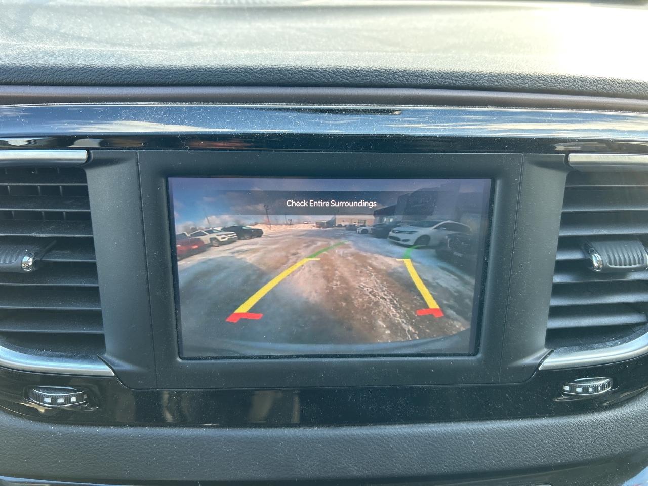 2023 Chrysler Grand Caravan SXT w/Stow n Go, Heated Seats, Pwr Doors/Tailgate Photo