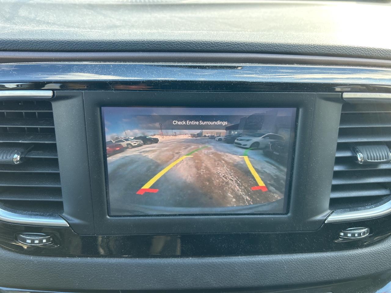 2023 Chrysler Grand Caravan SXT w/Stow n Go, Heated Seats, Pwr Doors/Tailgate Photo