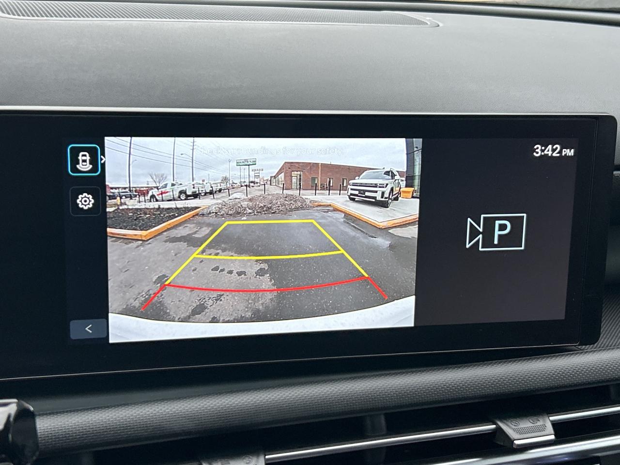 2025 Hyundai Tucson Preferred AWD   Starting from 4.49% OAC Photo