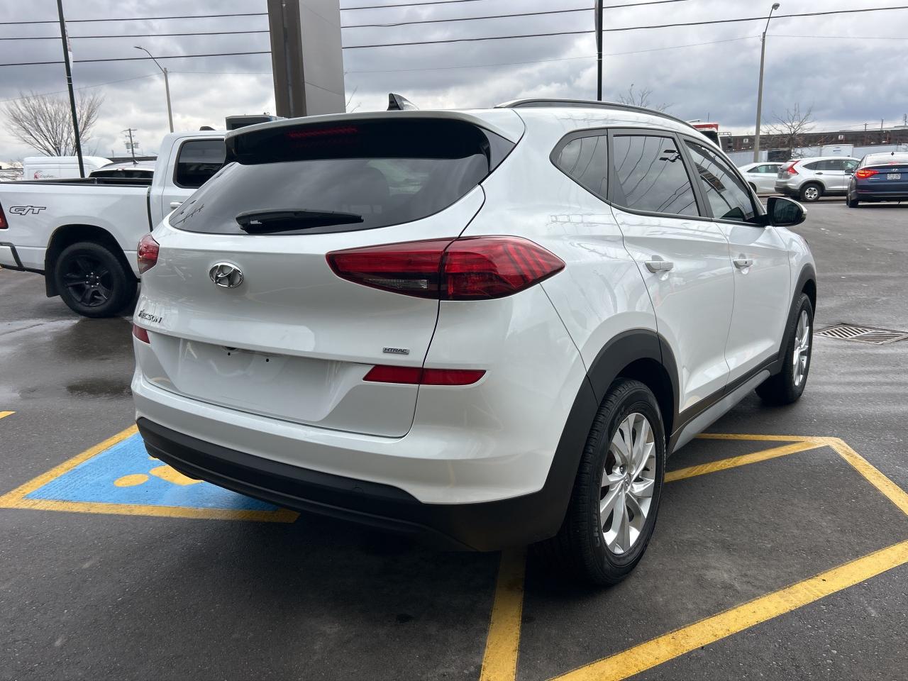 2021 Hyundai Tucson Pref AWD w-Sun & Leather   Starting from 4.49% OAC Photo4