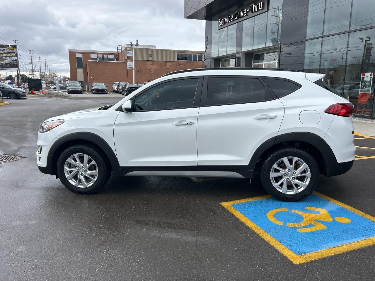 2021 Hyundai Tucson Pref AWD w-Sun & Leather   Starting from 4.49% OAC Photo