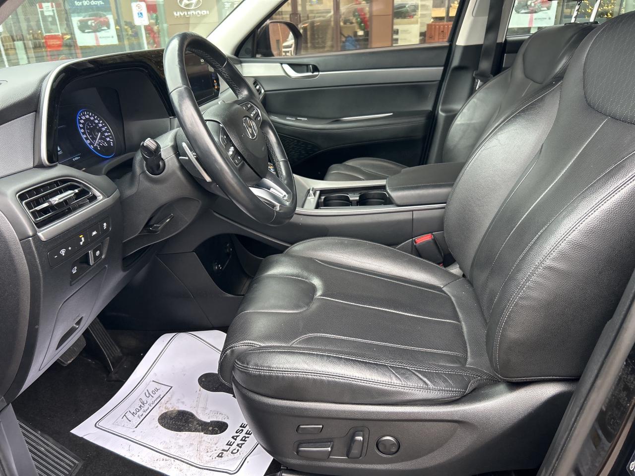 2022 Hyundai PALISADE Luxury 7-Passenger AWD   Starting from 4.49% OAC Photo