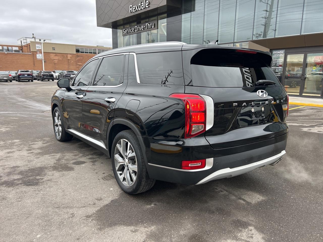 2022 Hyundai PALISADE Luxury 7-Passenger AWD   Starting from 5.29% OAC Photo2