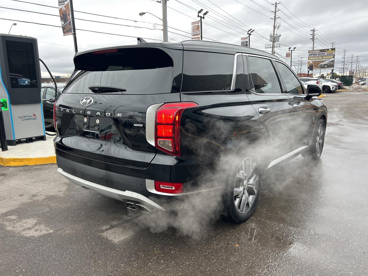 2022 Hyundai PALISADE Luxury 7-Passenger AWD   Starting from 5.29% OAC Photo