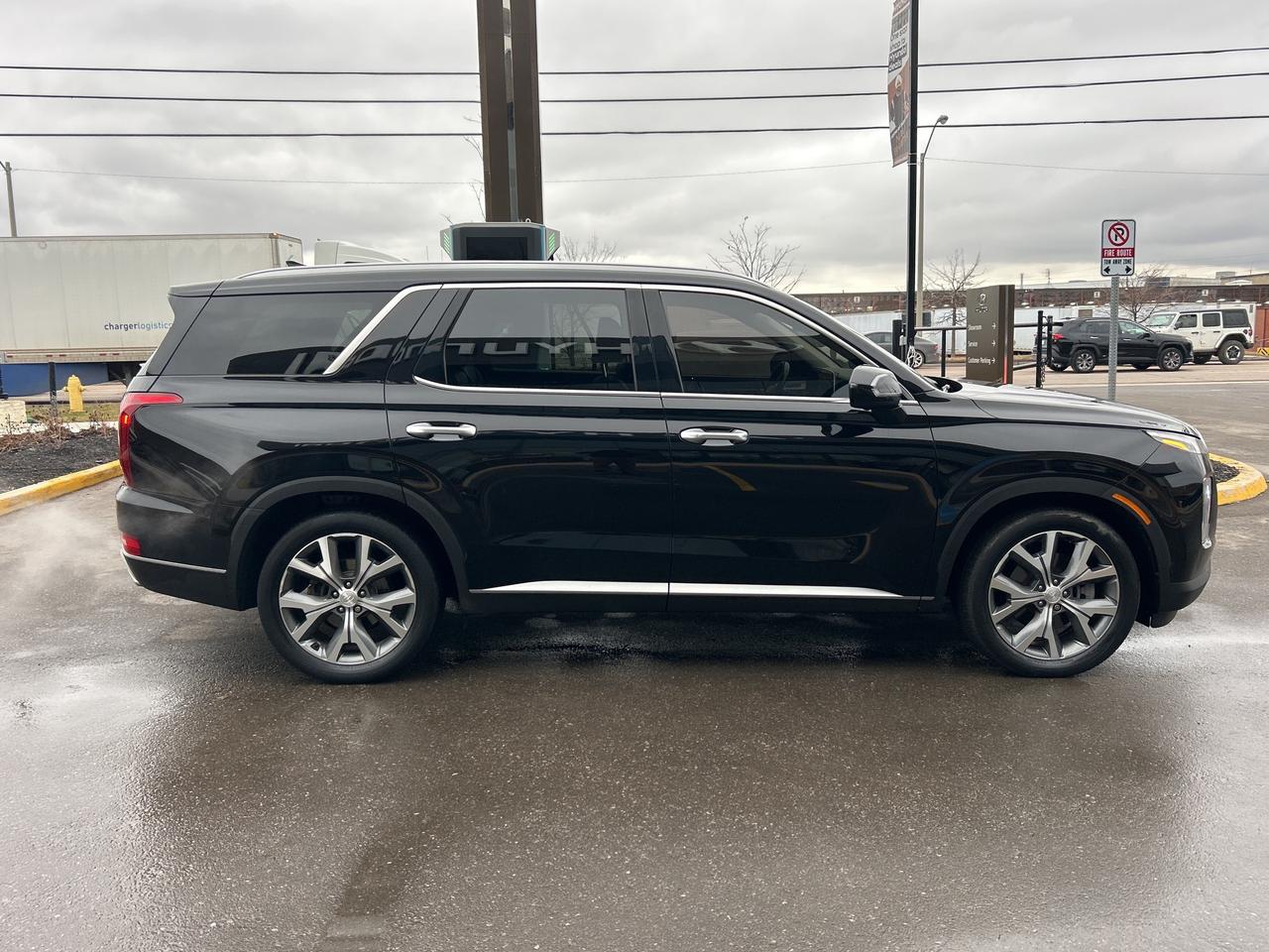 2022 Hyundai PALISADE Luxury 7-Passenger AWD   Starting from 5.29% OAC Photo