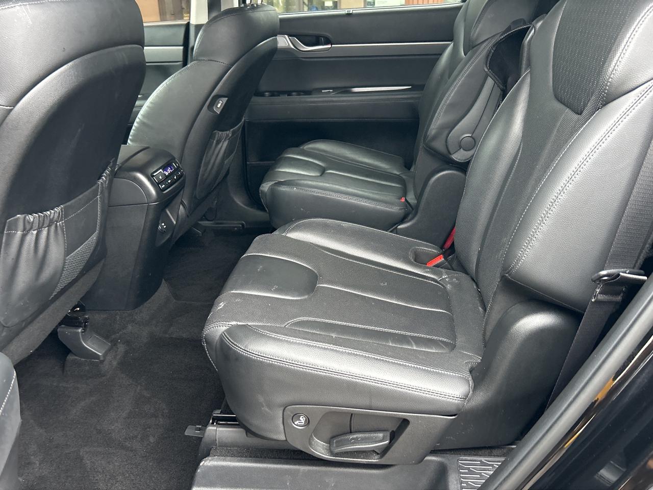 2022 Hyundai PALISADE Luxury 7-Passenger AWD   Starting from 5.29% OAC Photo
