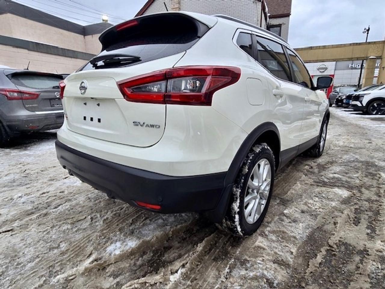 2020 Nissan Qashqai SV AWD, REMOTE START, BLUETOOTH, SUNROOF, 17" ALLO Photo4