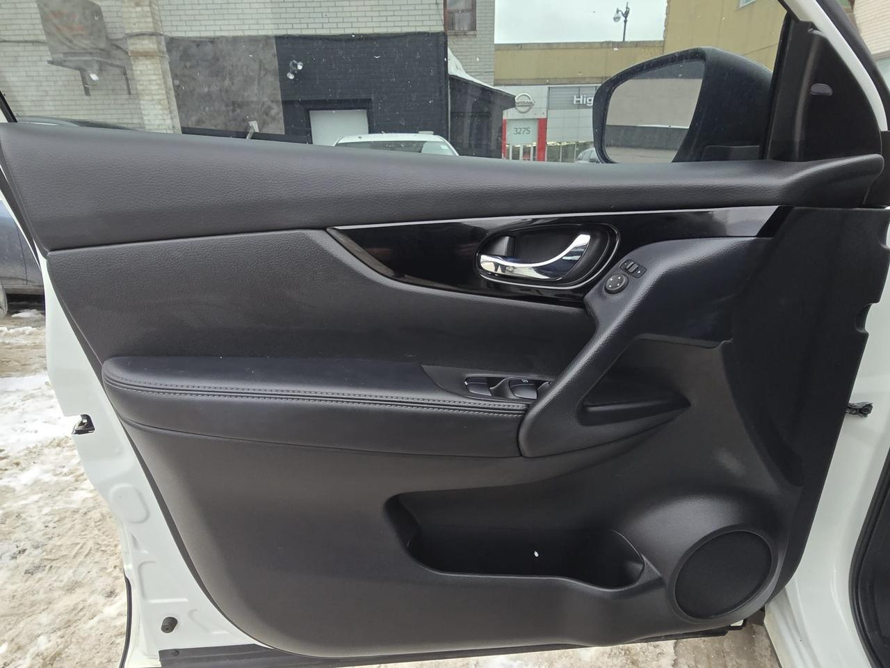 2020 Nissan Qashqai SV AWD, REMOTE START, BLUETOOTH, SUNROOF, 17" ALLO Photo