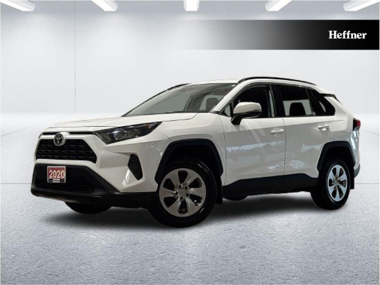 2020 Toyota RAV4 LE Photo