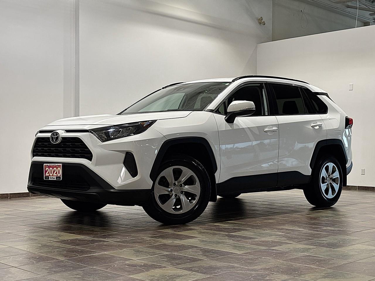 2020 Toyota RAV4 LE Photo
