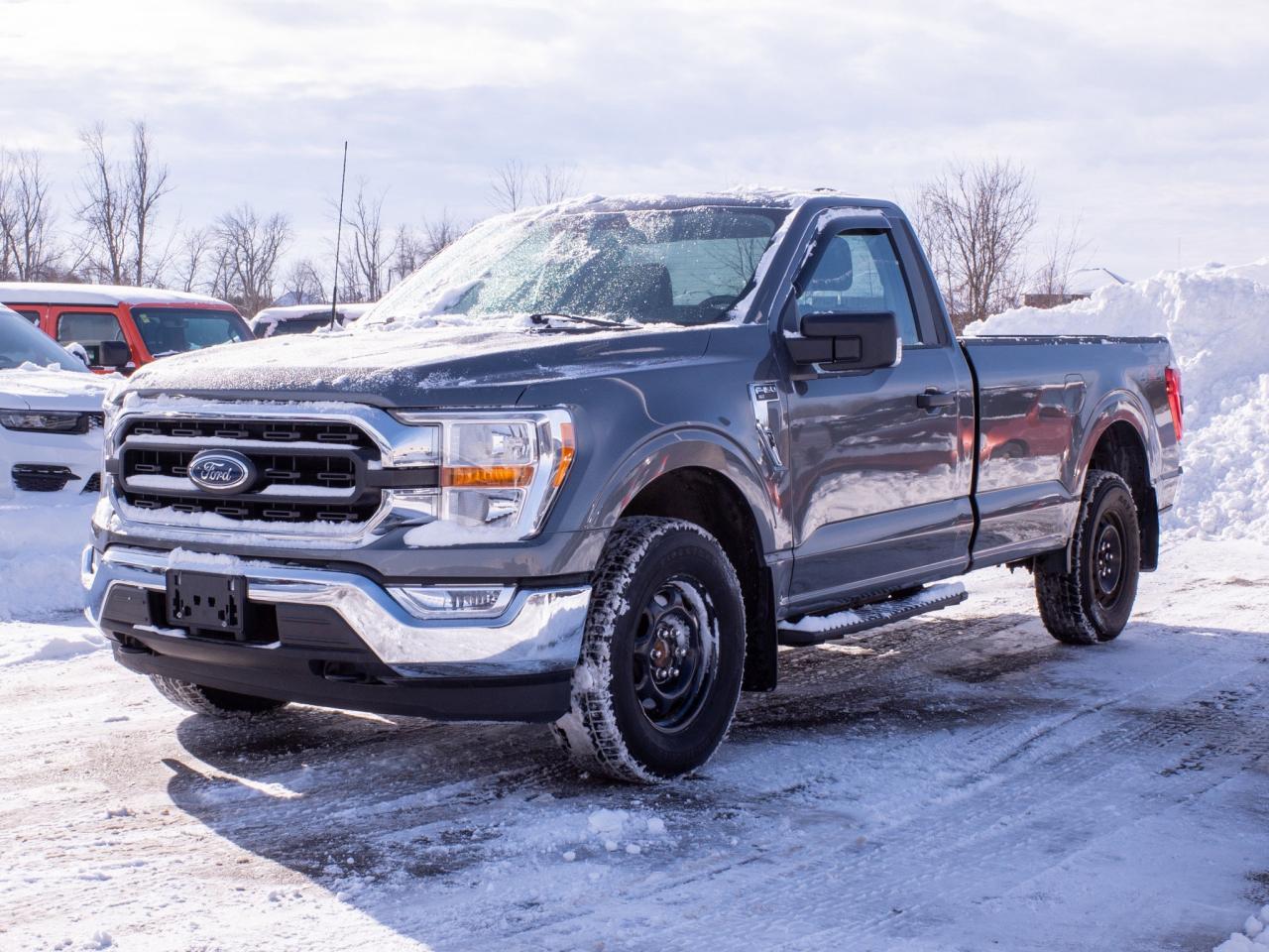 2021 Ford F-150 - V6 Engine   Tow Hooks Photo