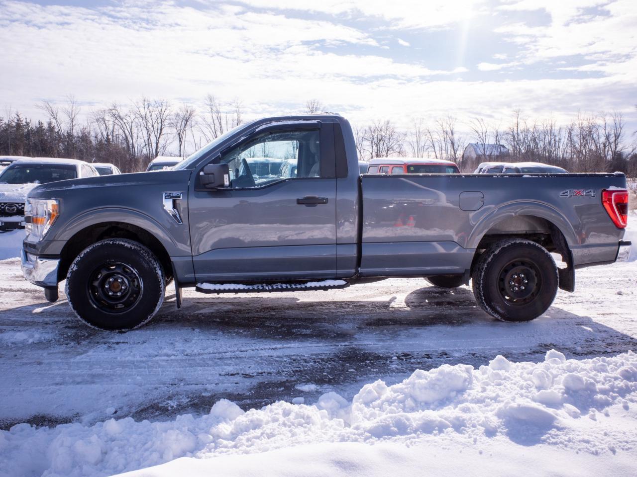 2021 Ford F-150 - V6 Engine   Tow Hooks Photo4