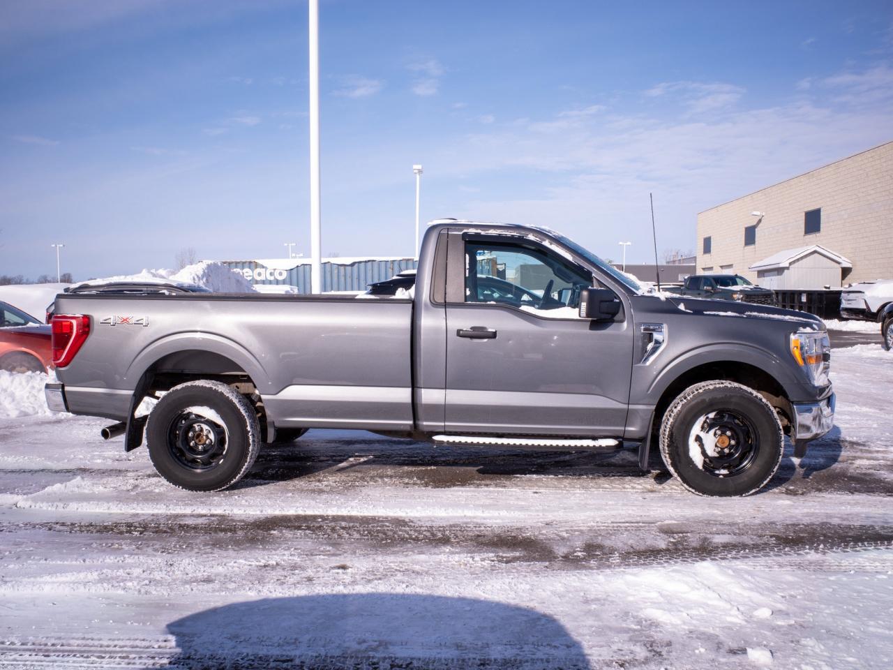 2021 Ford F-150 - V6 Engine   Tow Hooks Photo