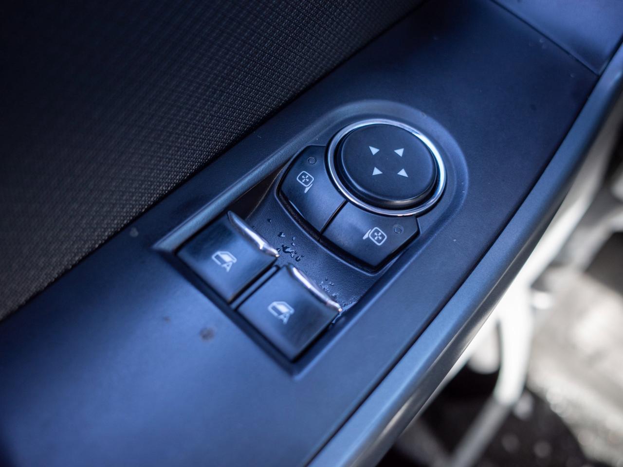 2021 Ford F-150 - V6 Engine   Tow Hooks Photo