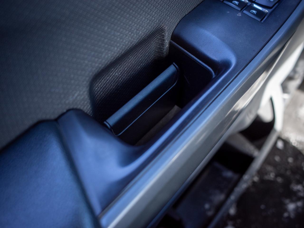 2021 Ford F-150 - V6 Engine   Tow Hooks Photo