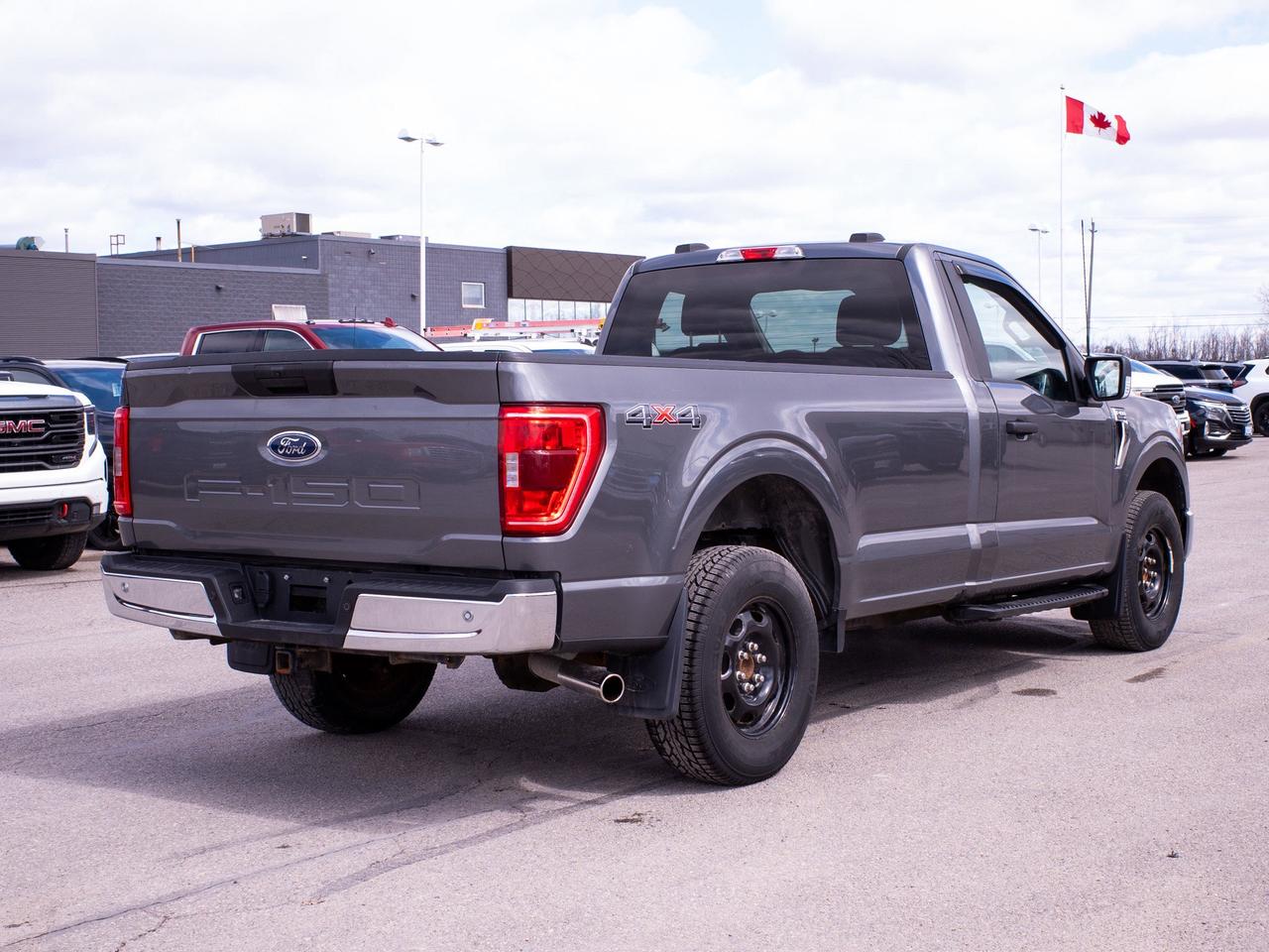 2021 Ford F-150 - V6 Engine   Tow Hooks Photo