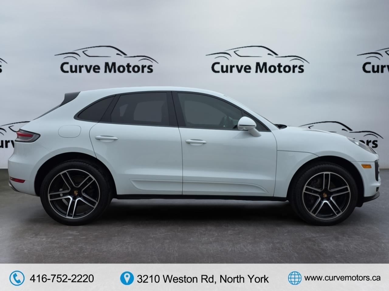 2021 Porsche Macan AWD * RED INTERIOR / COOLED SEATS / DRIVER ASSIST Photo