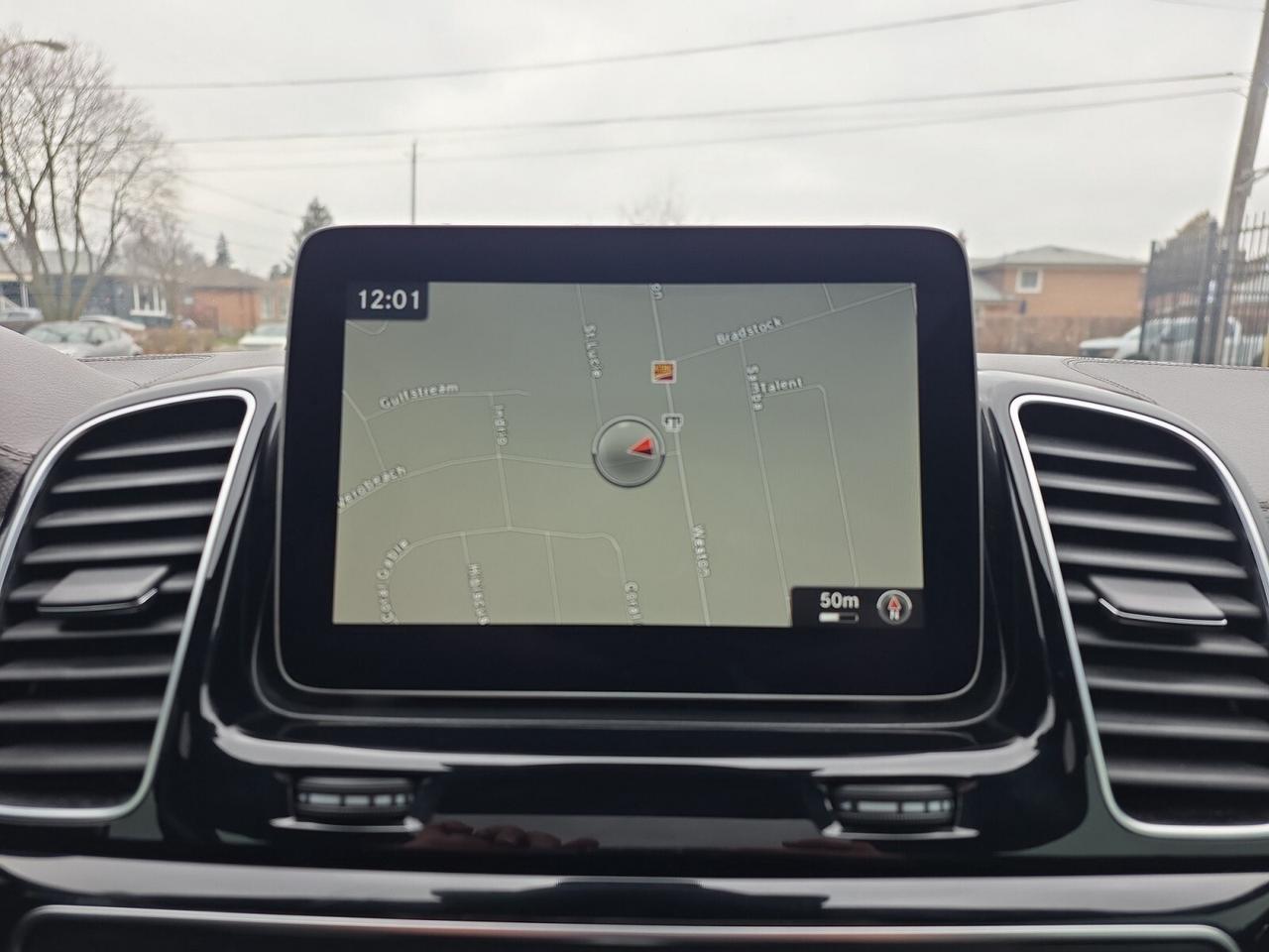 2018 Mercedes-Benz GLE-Class GLE 43 AMG 4MATIC * NO ACCIDENTS / DISTRONIC + / C Photo