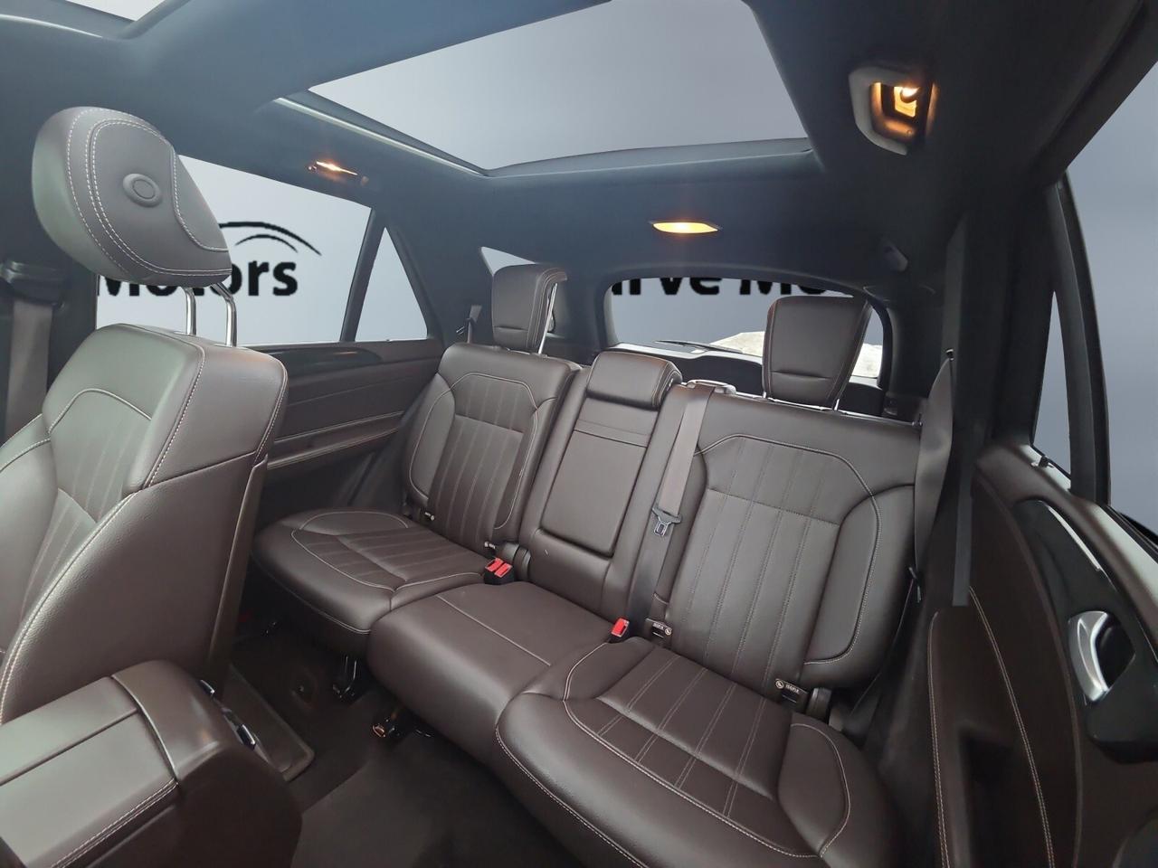 2018 Mercedes-Benz GLE-Class GLE 43 AMG 4MATIC * NO ACCIDENTS / DISTRONIC + / C Photo
