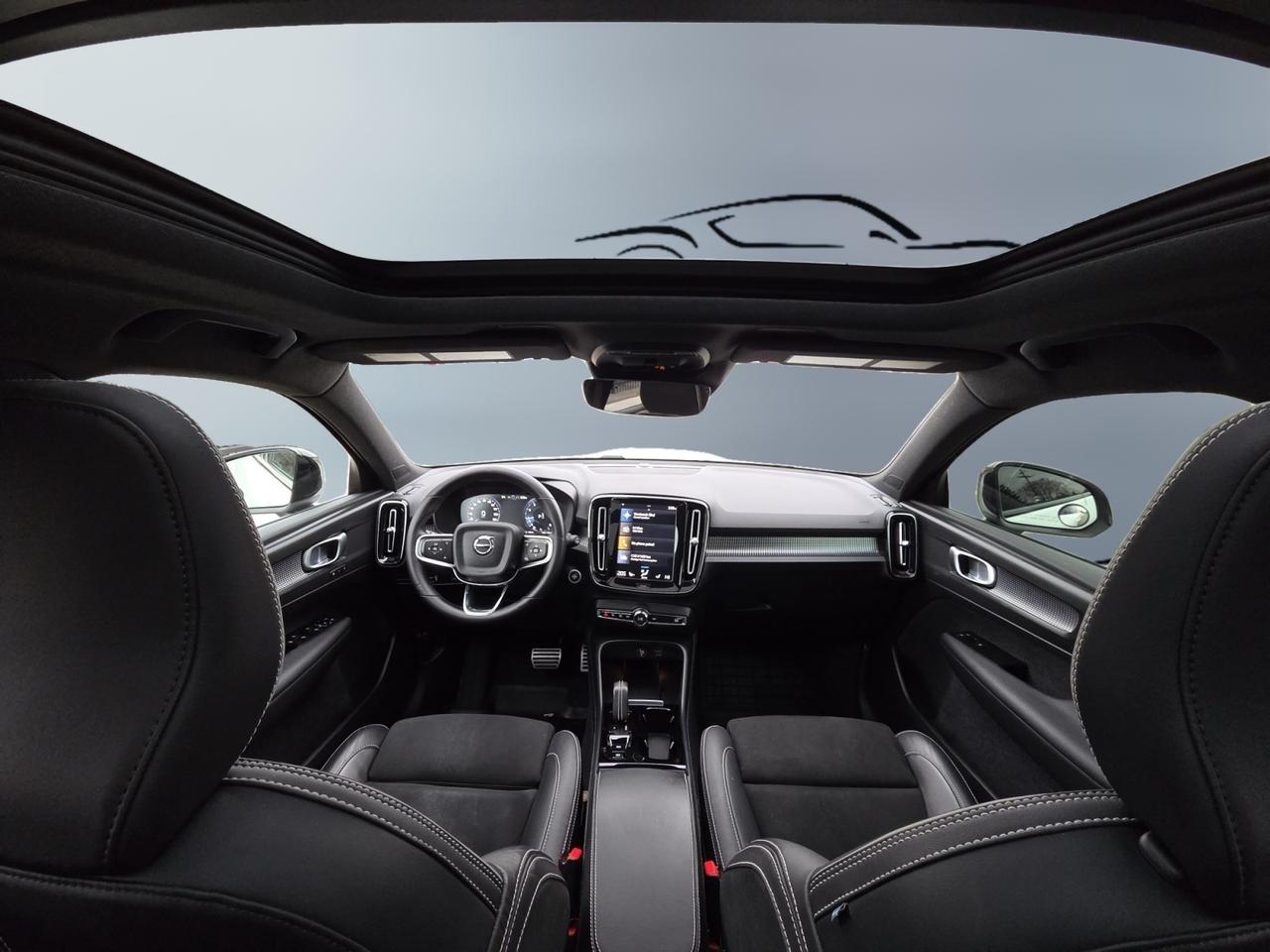 2022 Volvo XC40 T5 AWD R-Design * 1 OWNER / CARPLAY / PANORAMIC RO Photo